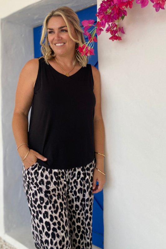 Luna Bamboo Sleeveless Top - Black