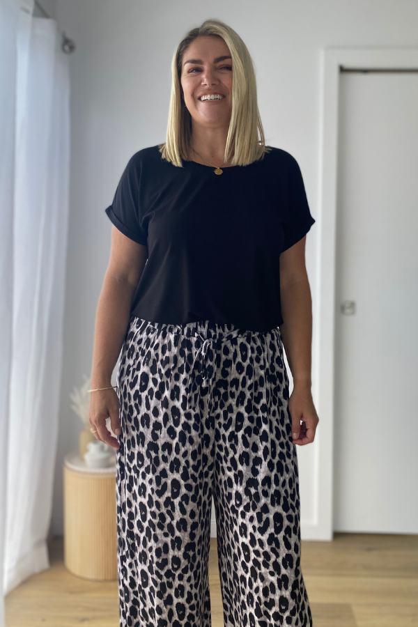 Mila Bamboo Tee - Black