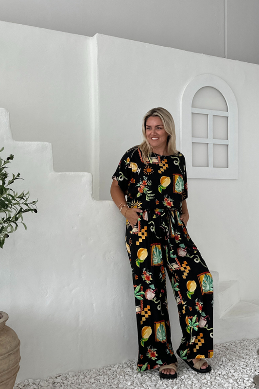 Chloe Short Sleeve Top - Tropical Escape
